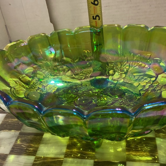Vintage 1970s Indiana Harvest Iridescent Green Carnival Glass Oval Center Bowl - Picture 12 of 12